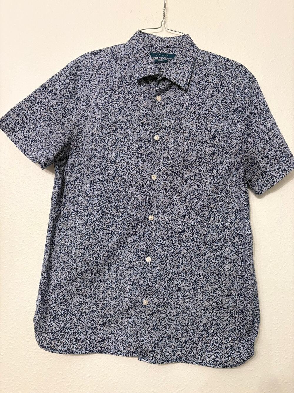 Perry Ellis Men’s Blue Floral Button Up Short Sleeve Shirt Size M
